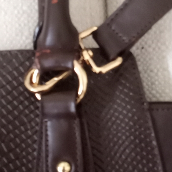 Handbag - Picture 11 of 16